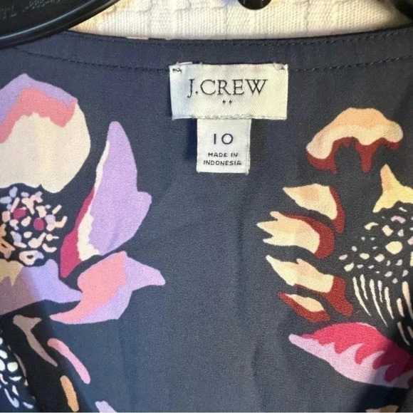 J. Crew LOT OF TWO Sz 10 Sheer V-Neck Tops Popover White & Blue Floral TINY FLAW - Picture 11 of 16